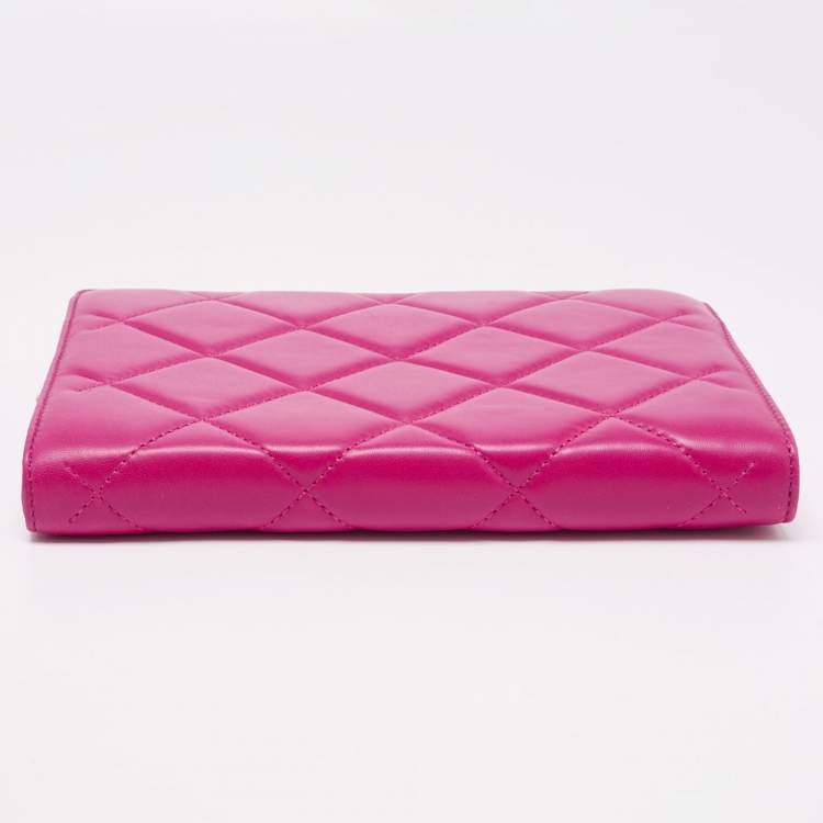 Pre Owned CH Carolina Herrera Magenta Quilted Leather Frame Chain Clutch
