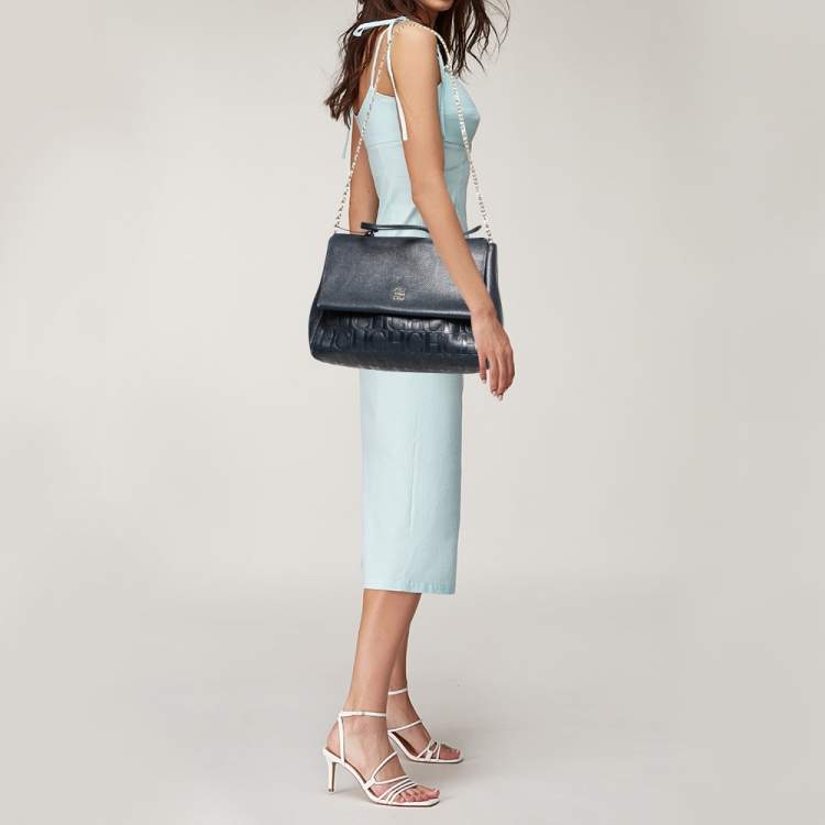 Pre Owned CH Carolina Herrera Blue Leather Minuetto Flap Top Handle Bag