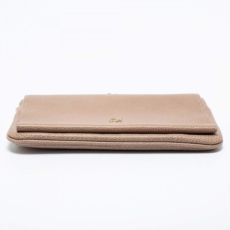 مملوكة مسبقًا CH Carolina Herrera Beige Leather Flap Chain Crossbody Bag