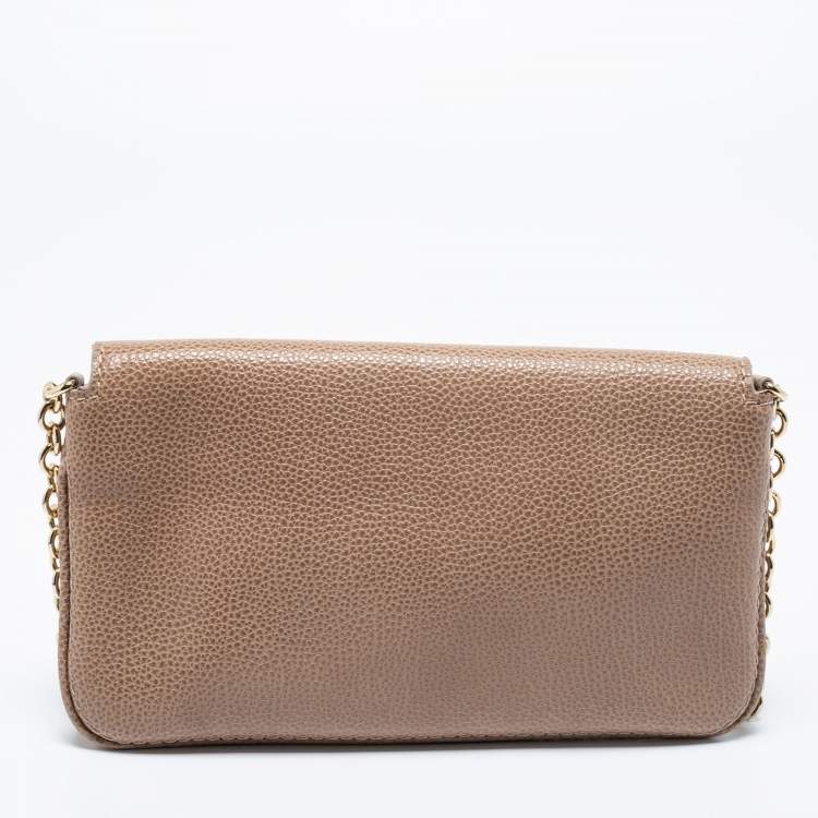 مملوكة مسبقًا CH Carolina Herrera Beige Leather Flap Chain Crossbody Bag