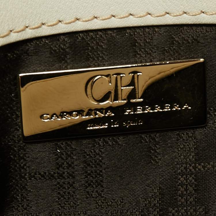 Pre Owned CH Carolina Herrera White Perforated Logo Leather Tassel Flap Chain Bag