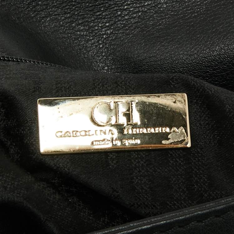 Pre Owned CH Carolina Herrera Black Leather Envelope Shoulder Bag