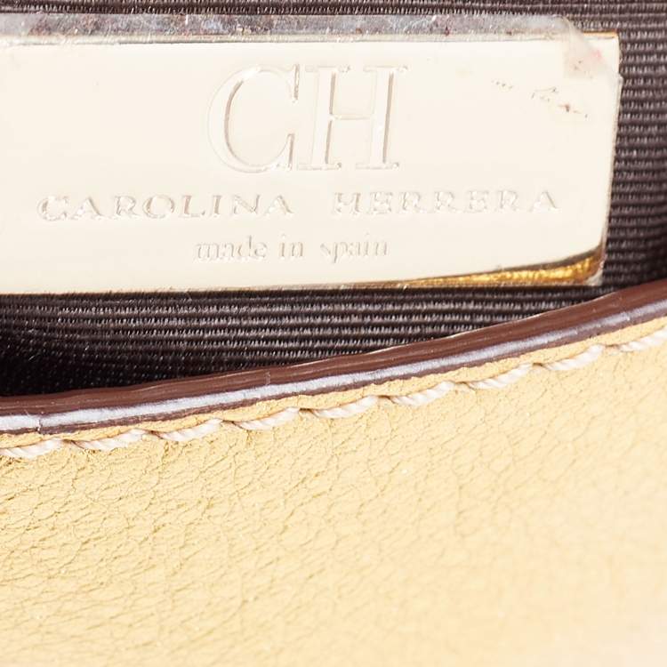 Pre Owned CH Carolina Herrera Gold Leather Logo Double Flap Chain Baguette Bag