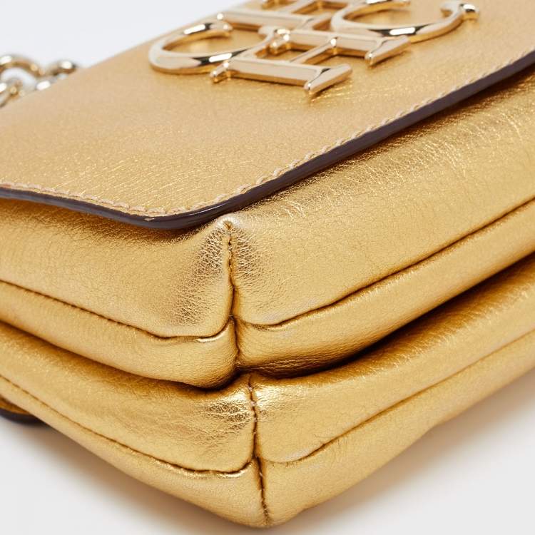 Pre Owned CH Carolina Herrera Gold Leather Logo Double Flap Chain Baguette Bag