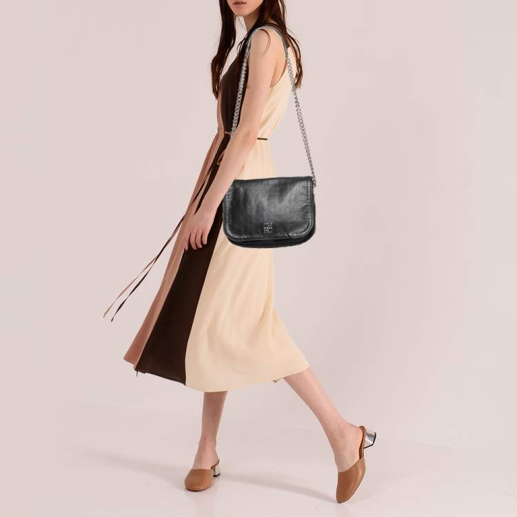 Pre Owned CH Carolina Herrera Black Leather Chain Flap Shoulder Bag
