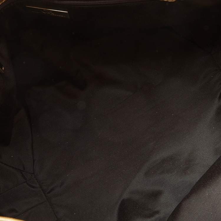 مملوكة مسبقًا CH Carolina Herrera Gold Monogram Embossed Leather Chain Handle Tote