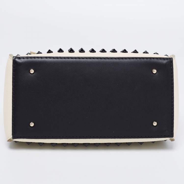 Pre Owned CH Carolina Herrera White/Black Leather Studded Crossbody Bag