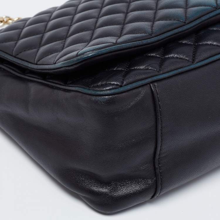 Pre Owned CH Carolina Herrera Black Quilted Leather Flap Chain Shoulder Bag