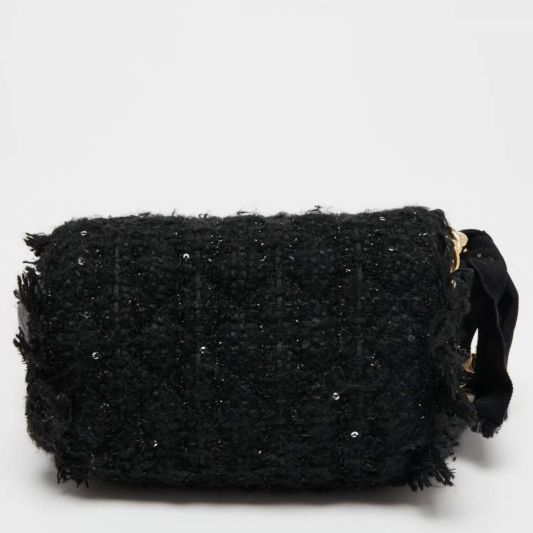 Pre Owned CH Carolina Herrera Black Fabric Pearl Embellished Shoulder Bag