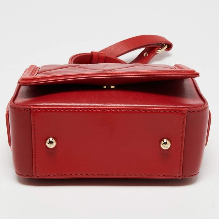 Pre Owned CH Carolina Herrera Red Quilted Leather Crossbody Bag