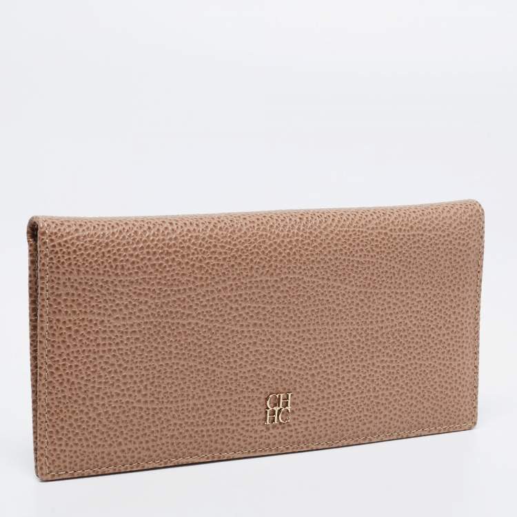 Pre Owned CH Carolina Herrera Beige Leather Flap Bifold Continental Wallet
