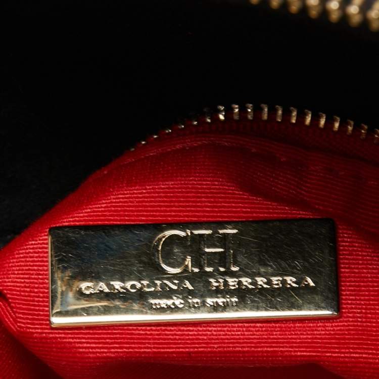 Pre Owned CH Carolina Herrera Black Logo Embossed Leather Shoulder Bag