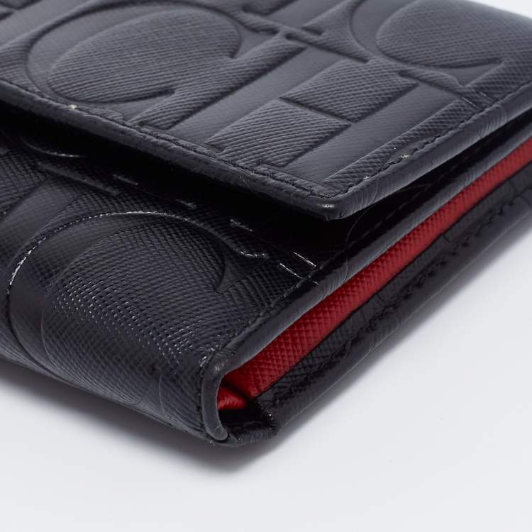 Pre Owned CH Carolina Herrera Black Leather Logo Embossed Trifold Wallet