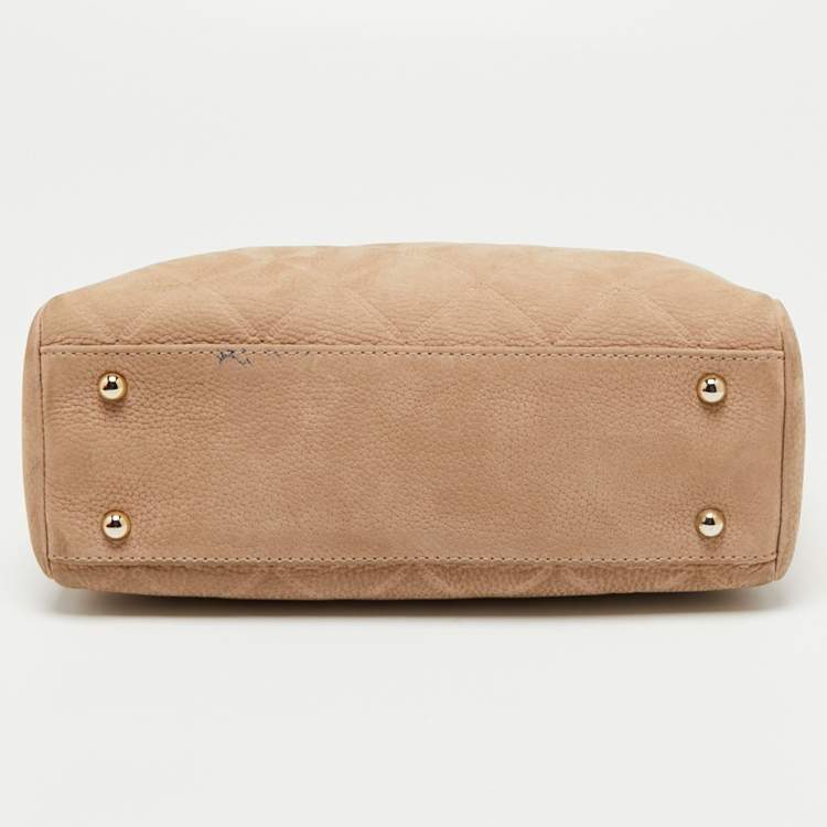 مملوكة مسبقًا CH Carolina Herrera Beige Quilted Nubuck Leather Chain Tote