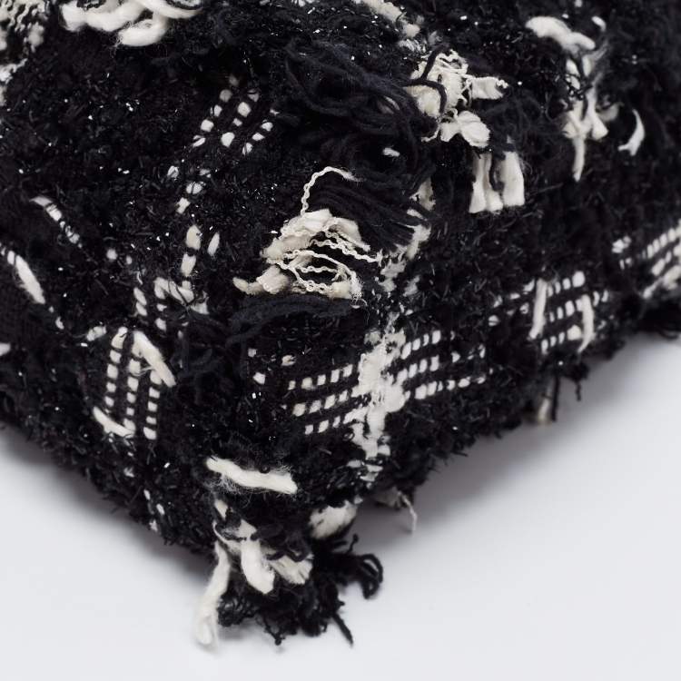 مملوكة مسبقًا CH Carolina Herrera Black/White Tweed Flap Shoulder Bag