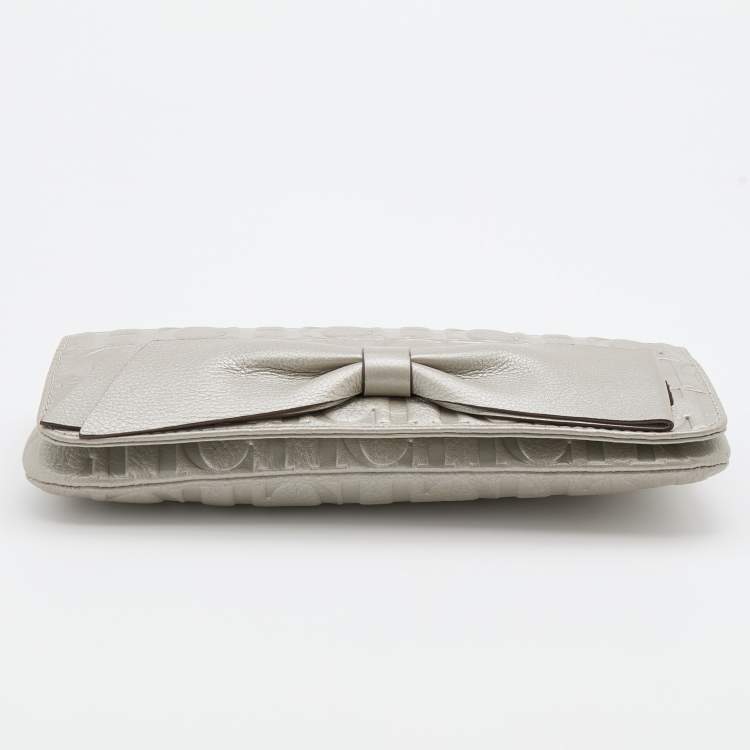 Pre Owned CH Carolina Herrera Metallic Grey Monogram Leather Bow Chain Clutch