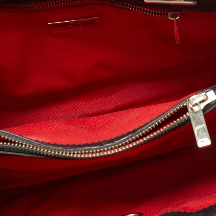 مملوكة مسبقًا CH Carolina Herrera Black Logo Embossed Leather Chain Tote