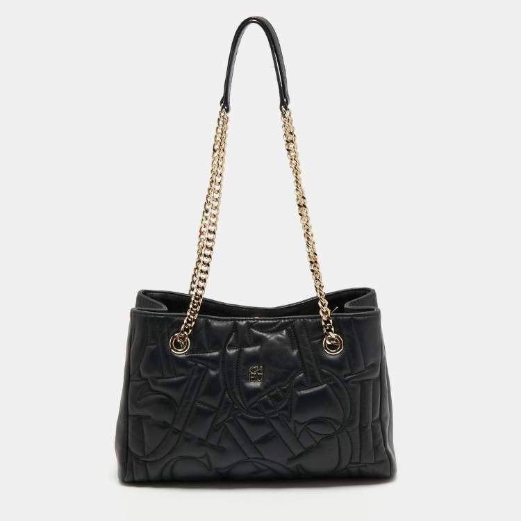 مملوكة مسبقًا CH Carolina Herrera Black Logo Embossed Leather Chain Tote