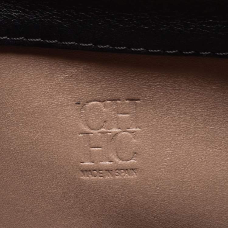 Pre Owned CH Carolina Herrera Black Leather Logo Flap Shoulder Bag