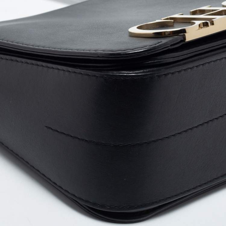Pre Owned CH Carolina Herrera Black Leather Logo Flap Shoulder Bag