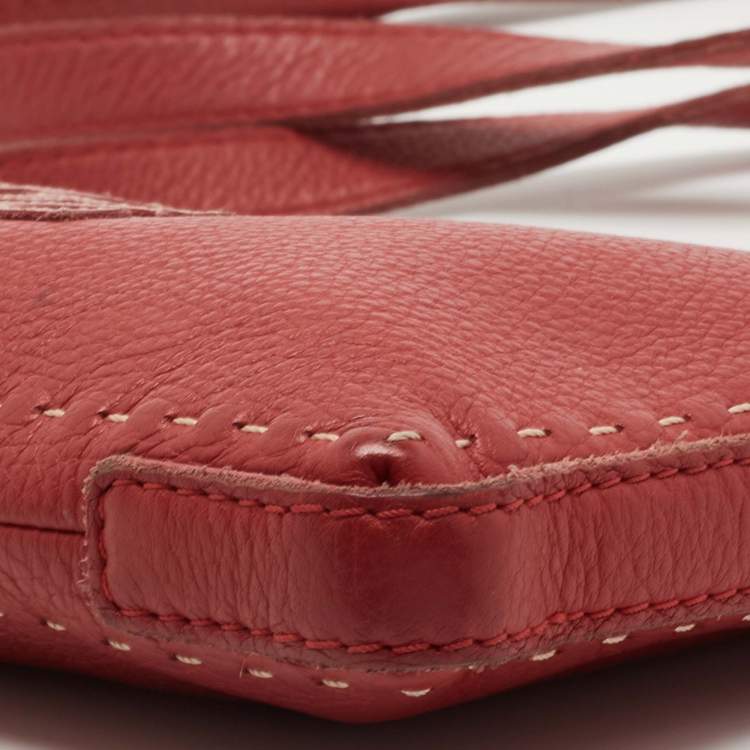 مملوكة مسبقًا CH Carolina Herrera Red Leather Zip Crossbody Bag