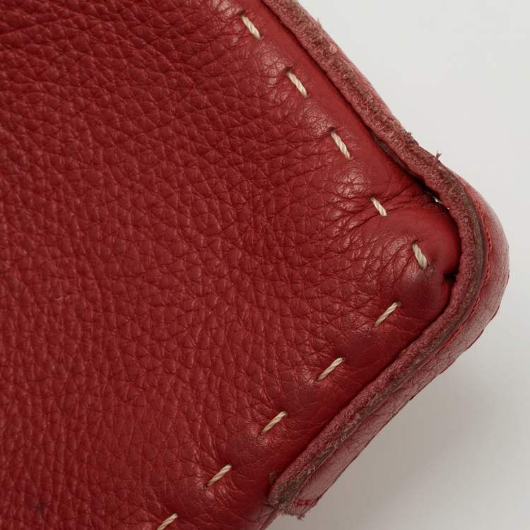 مملوكة مسبقًا CH Carolina Herrera Red Leather Zip Crossbody Bag
