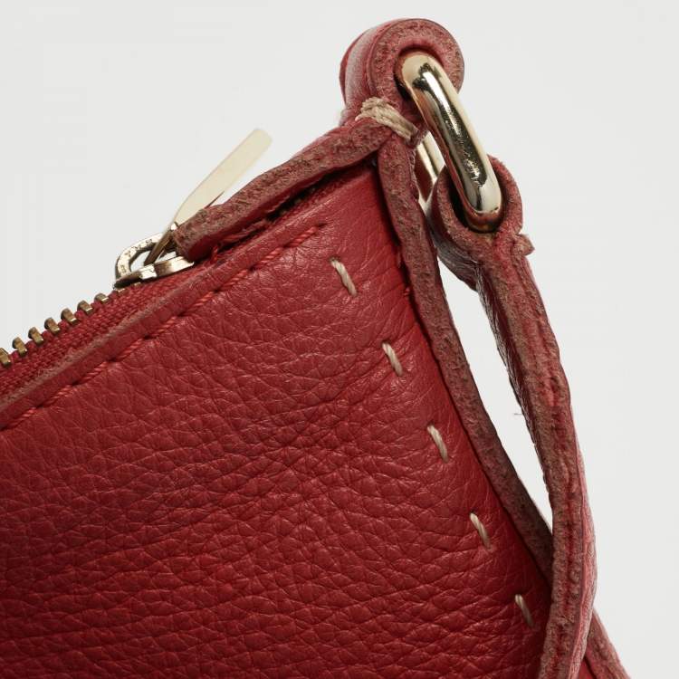مملوكة مسبقًا CH Carolina Herrera Red Leather Zip Crossbody Bag
