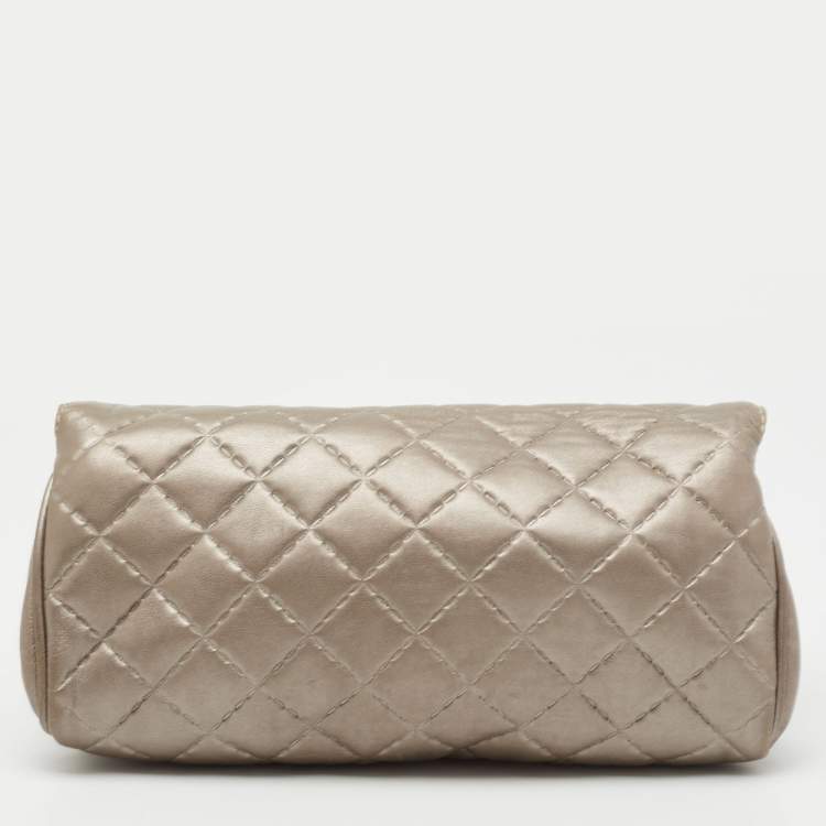 Pre Owned CH Carolina Herrera Metallic Quilted Leather Bimba Clutch