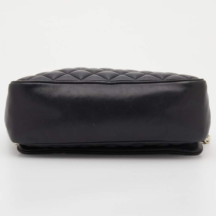 Pre Owned CH Carolina Herrera Black Quilted Leather Chain Flap Shoulder Bag