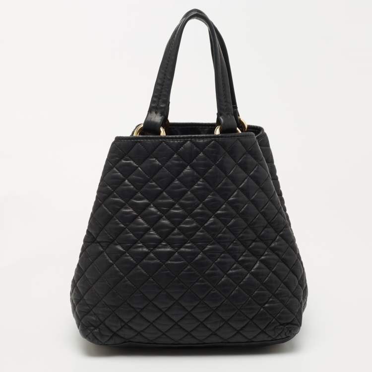 Pre Owned CH Carolina Herrera Black Quilted Leather Logo Tote