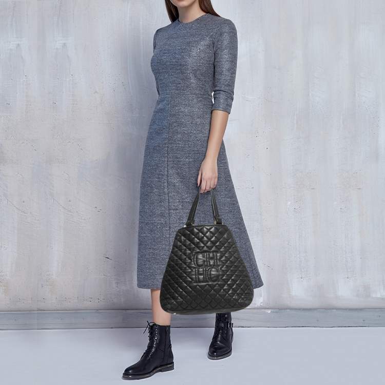 Pre Owned CH Carolina Herrera Black Quilted Leather Logo Tote
