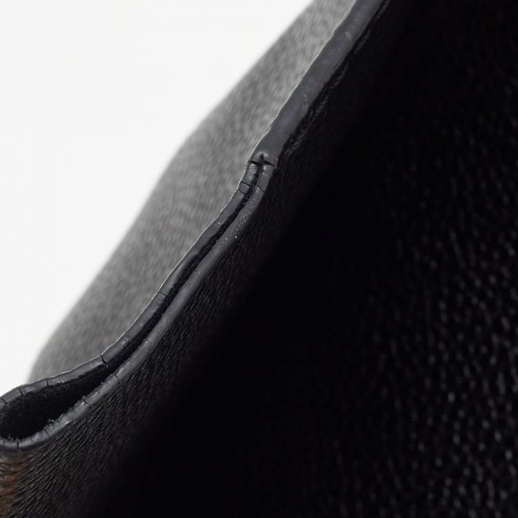 Pre Owned CH Carolina Herrera Black Leather Flap Chain Bag