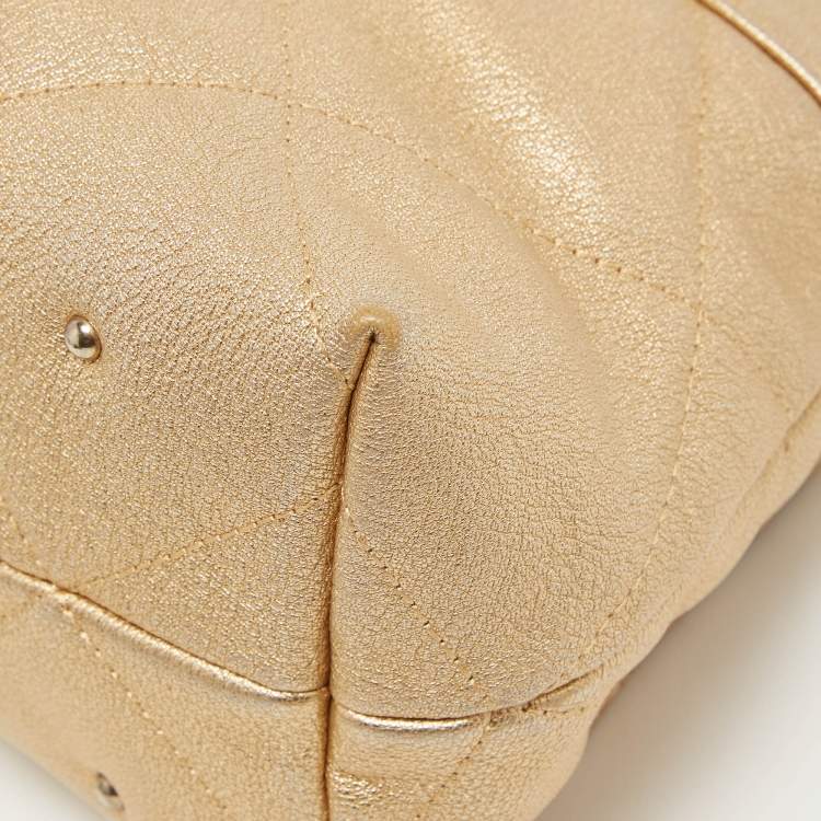 Pre Owned CH Carolina Herrera Gold Embossed Leather Metal Flap Shoulder Bag