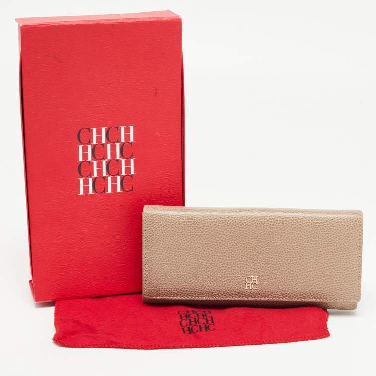 Pre Owned CH Carolina Herrera Beige Leather Flap Continental Wallet 