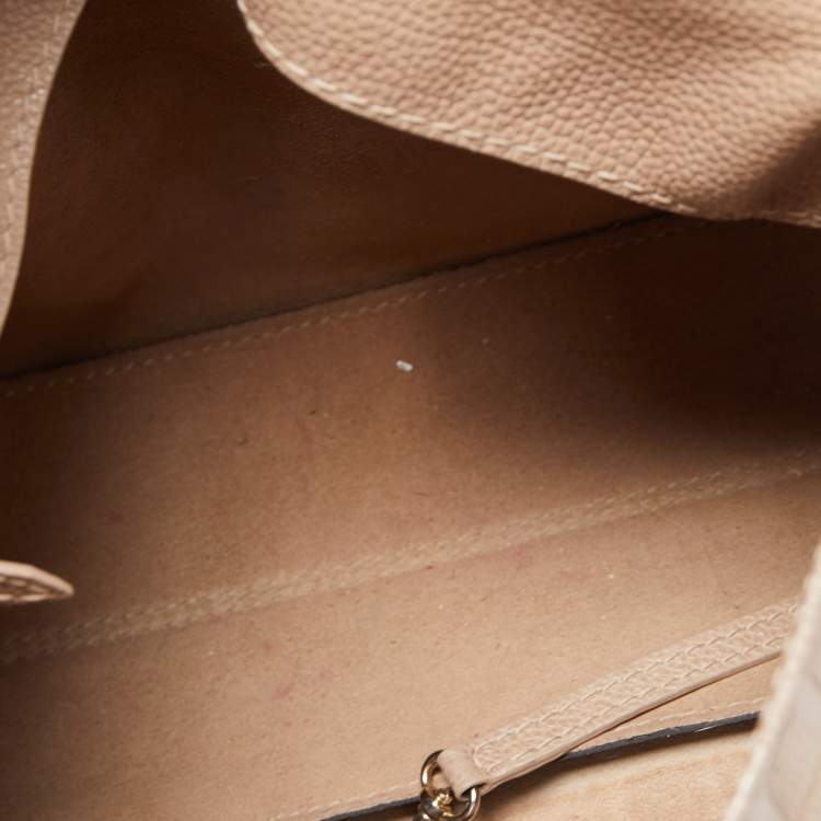Pre Owned CH Carolina Herrera Beige Leather Minuetto Flap Top Handle Bag