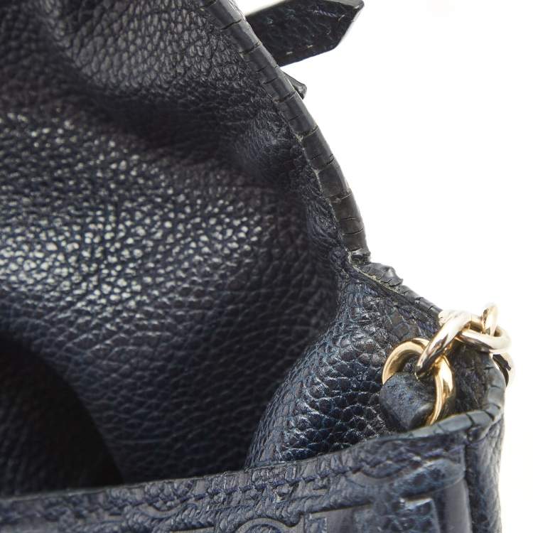 Pre Owned CH Carolina Herrera Navy Blue Leather Minuetto Flap Top Handle Bag