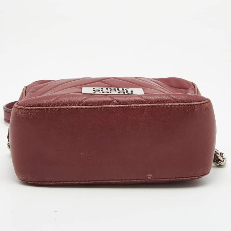 Pre Owned CH Carolina Herrera Burgundy Chevron Leather Logo Camera Crossbody Bag