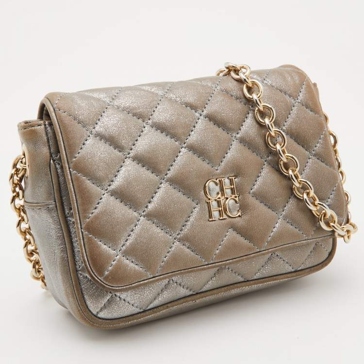 مملوكة مسبقًا CH Carolina Herrera Silver Quilted Leather Chain Crossbody Bag