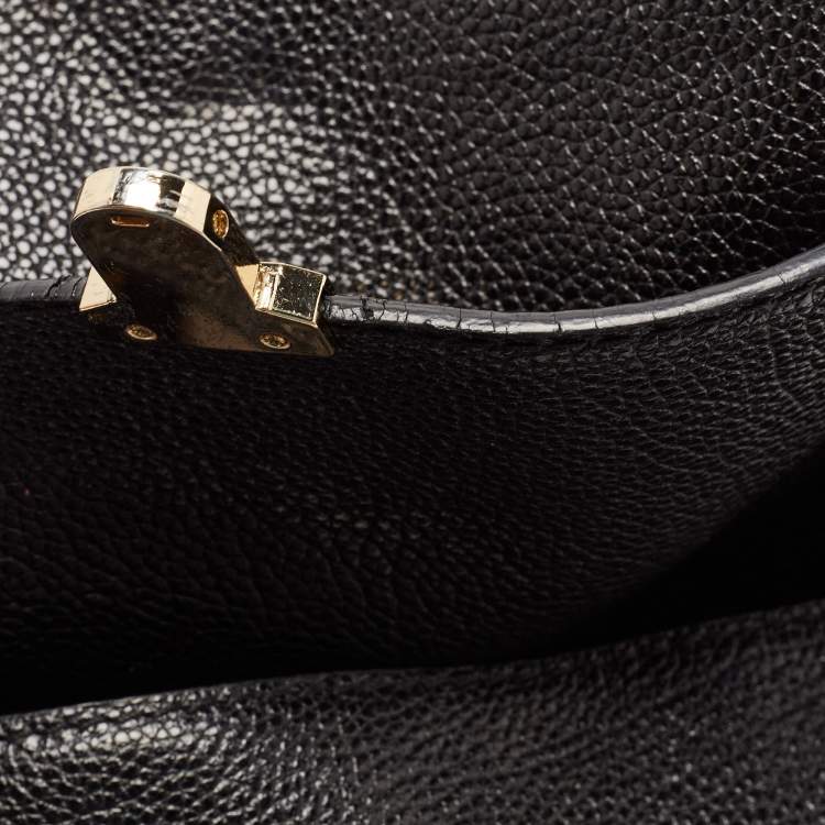 Pre Owned CH Carolina Herrera Black Leather Minuetto Flap Top Handle Bag