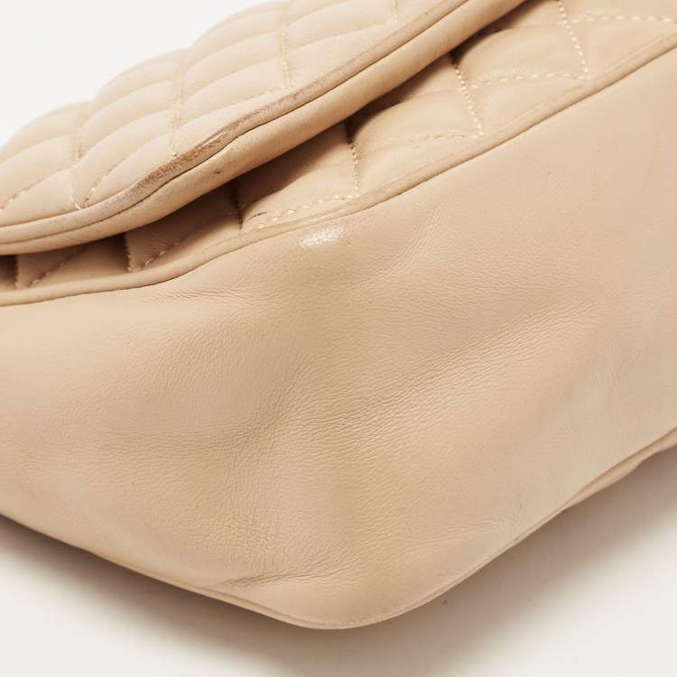 Pre Owned CH Carolina Herrera Beige Quilted Leather Chain Flap Shoulder Bag