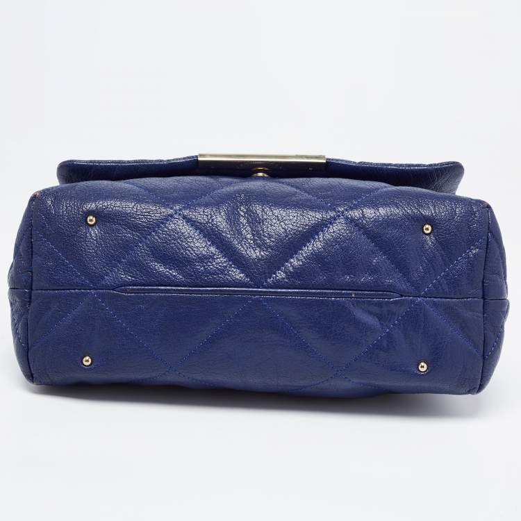 Pre Owned Carolina Herrera Blue Logo Embossed Leather Metal Flap Shoulder Bag