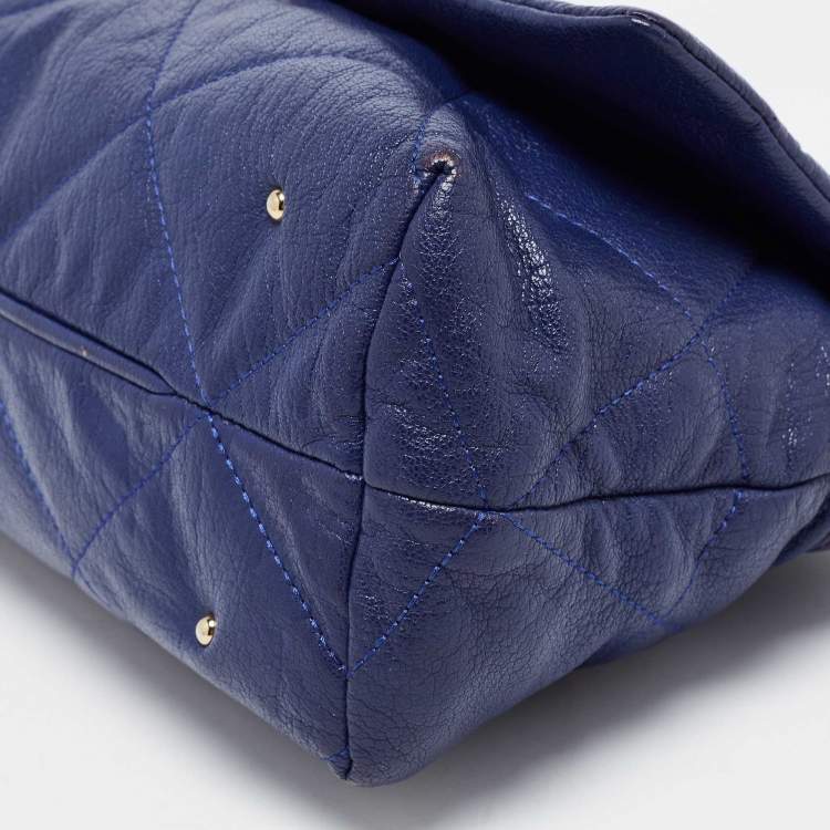 Pre Owned Carolina Herrera Blue Logo Embossed Leather Metal Flap Shoulder Bag
