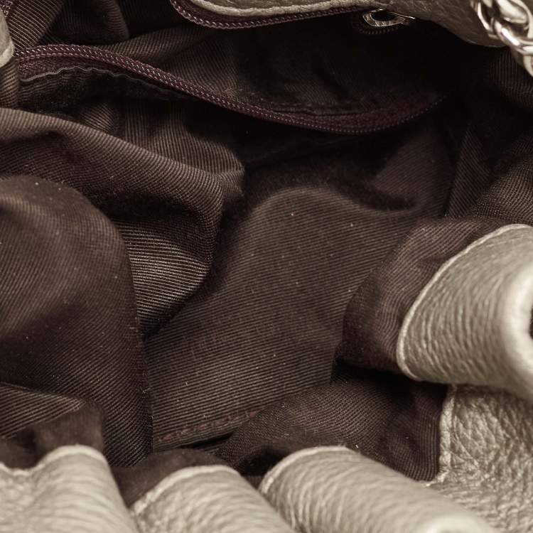 Pre Owned CH Carolina Herrera Silver Embossed Leather Bow Bucket Bag