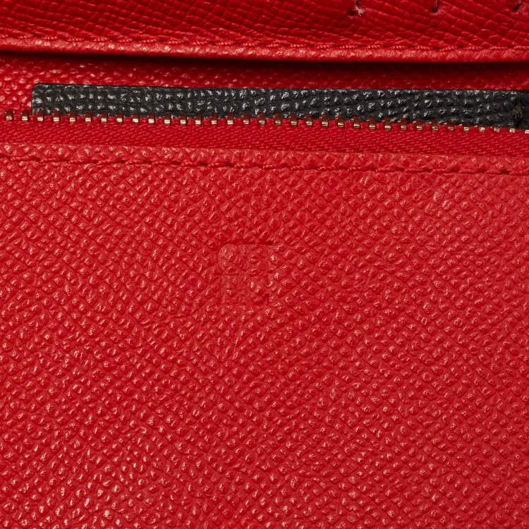 Pre Owned  CH Carolina Herrera Black Leather Bifold Wallet