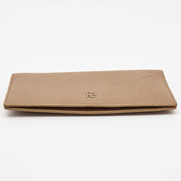 Pre Owned CH Carolina Herrera Beige Leather Flap Bifold Continental Wallet