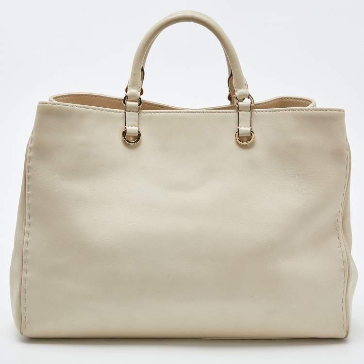 Pre Owned CH Carolina Herrera Cream Leather Tote