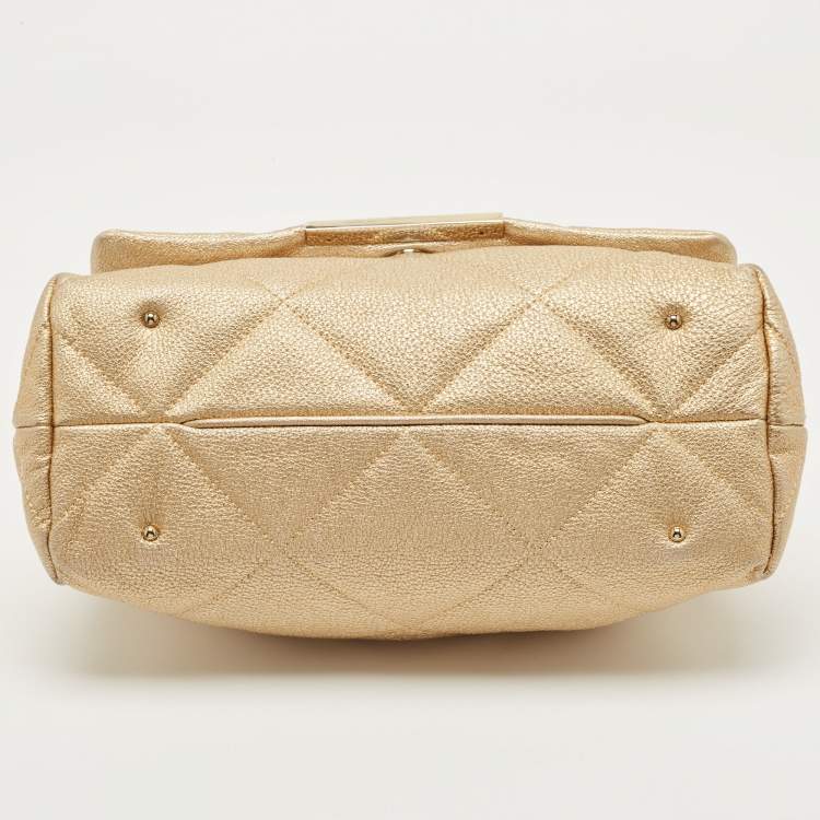 Pre Owned Carolina Herrera Gold Embossed Leather Metal Flap Shoulder Bag