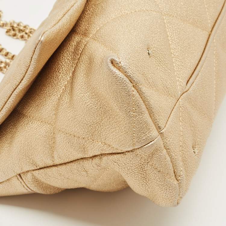 Pre Owned Carolina Herrera Gold Embossed Leather Metal Flap Shoulder Bag