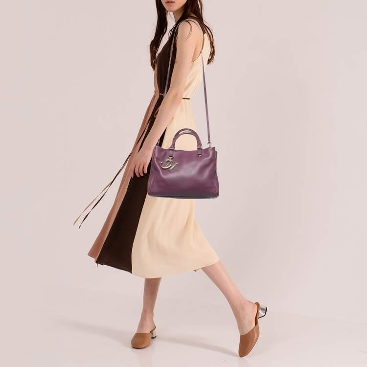 مملوكة مسبقًا CH Carolina Herrera Purple Leather Tote