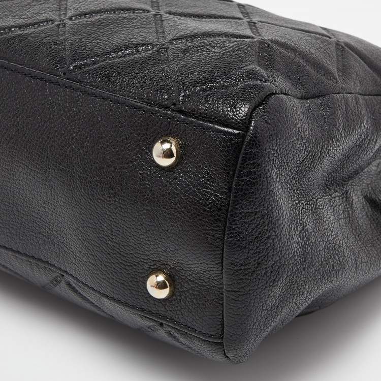 Pre Owned CH Carolina Herrera Black Quilt Patern Leather Chain Tote